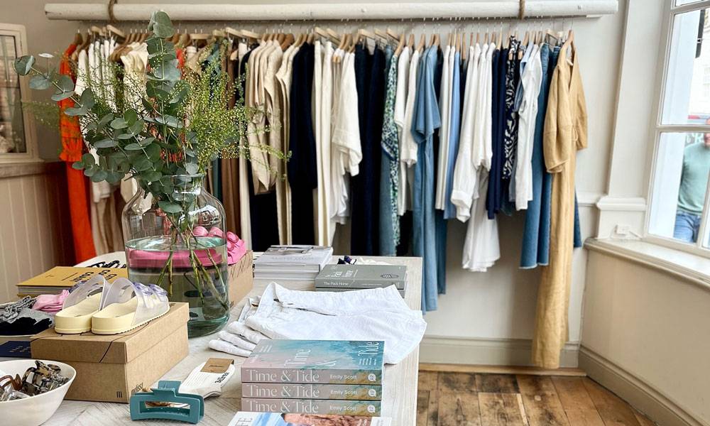 Duck and dog clothing and homeware Duck and dog clothing and homeware