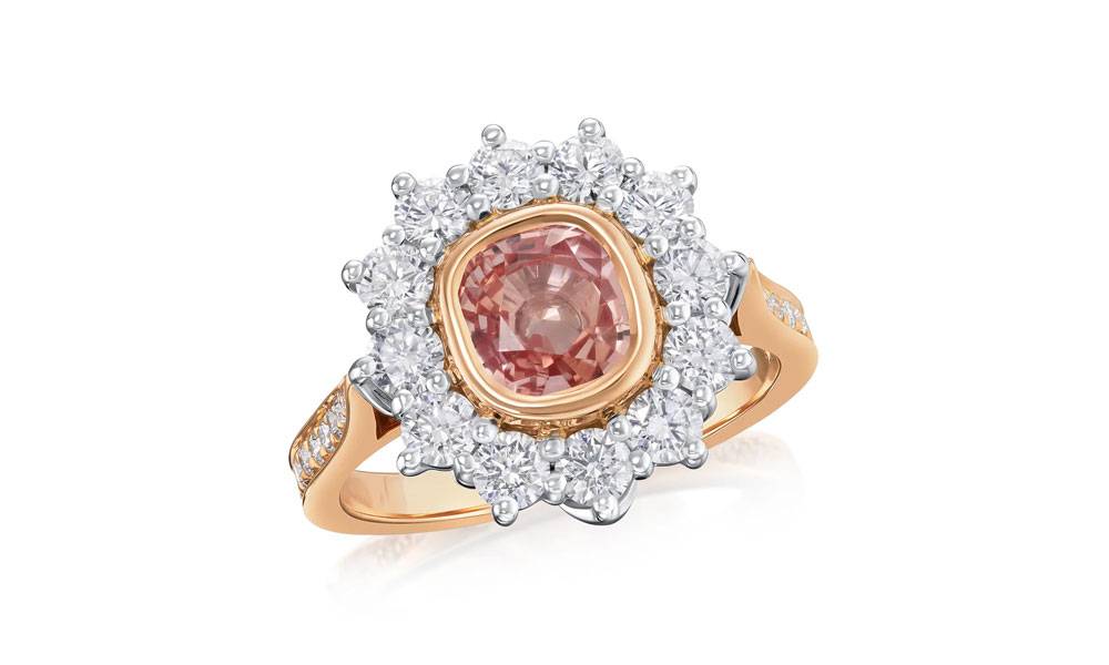 Sapphire and Diamond cluster ring Sapphire and Diamond cluster ring