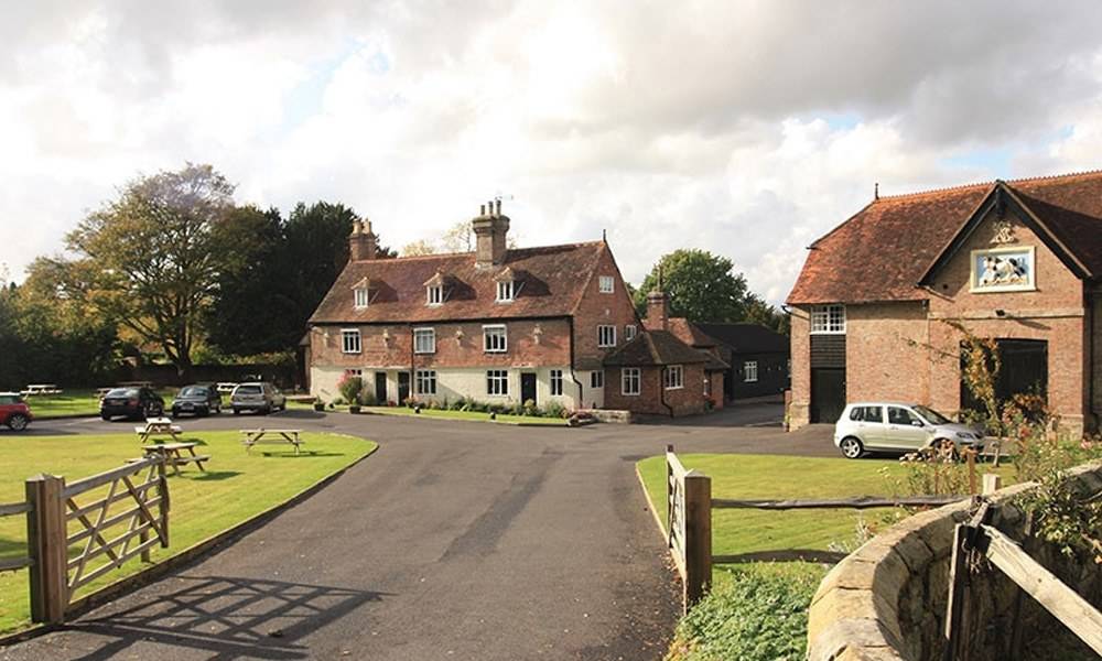 The Nevill Crest & Gun exterior