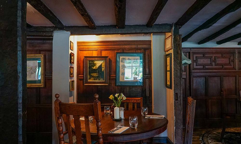 The Nevill Crest & Gun interior The Nevill Crest & Gun interior