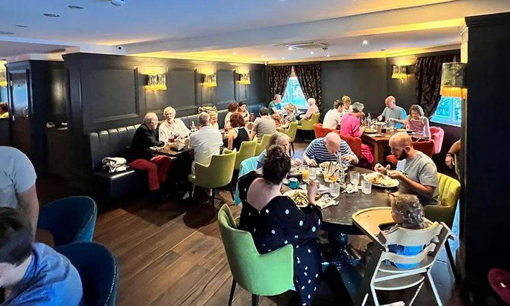 The Hawk & Berry The Hawk & Berry