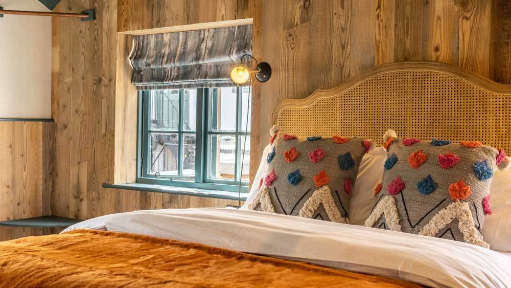 The Farm House bed The Farm House bed