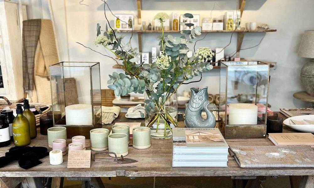 Duck and dog clothing and homeware Duck and dog clothing and homeware