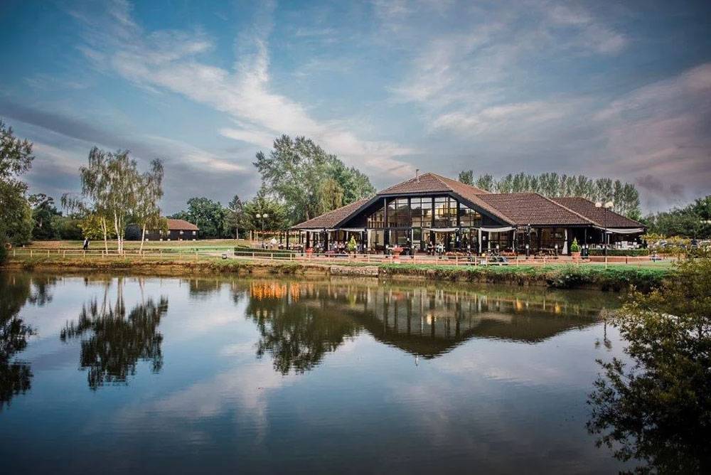 Kent Hotel restaurant terrace Kent Hotel restaurant terrace