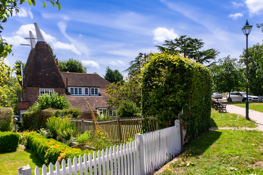 Oast-house-Lamberhurst-village