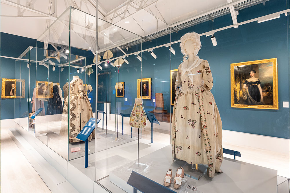 The-Amelia-Camden-Family-Web-res