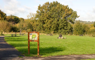 Barnetts Wood Nature Reserve ramble walk picnic family kids park DHD_2254